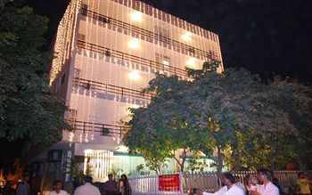 Dwarka Palace Samalkha Екстер'єр фото